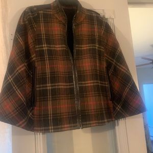 Donna Degnan plaid cape with zipper front, leather trim and two pockets